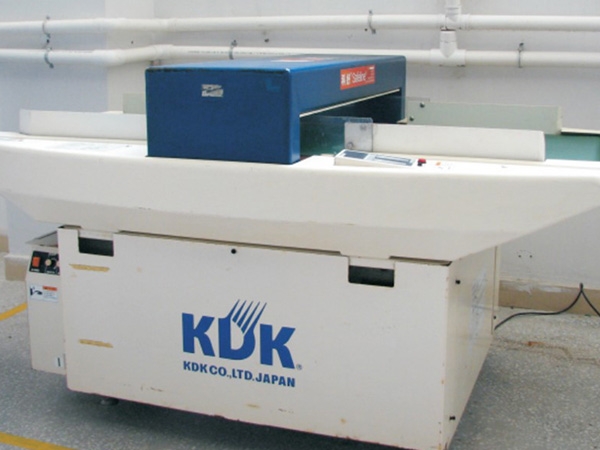 Needle detector